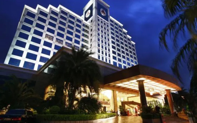 Gladden Hotel
