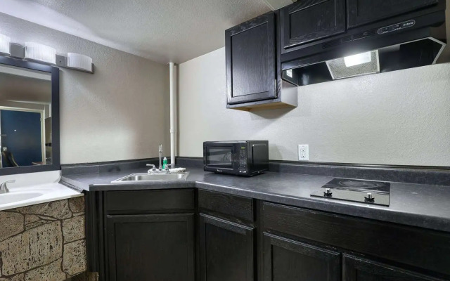 Suburban Studios Neenah-Appleton