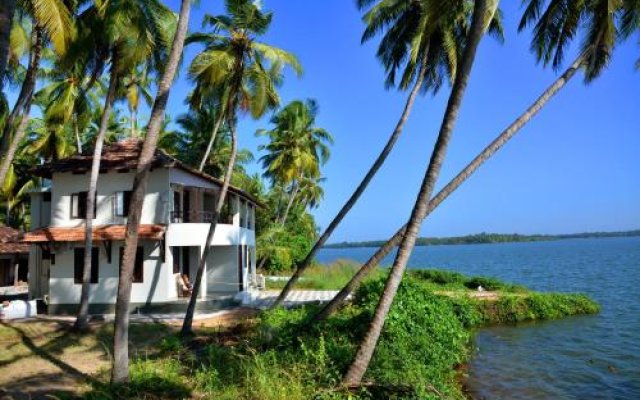 Kavvayi Beach House