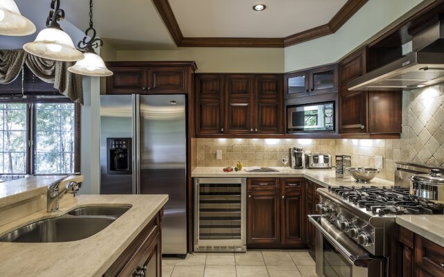 Bondurant by Tremblant Platinum