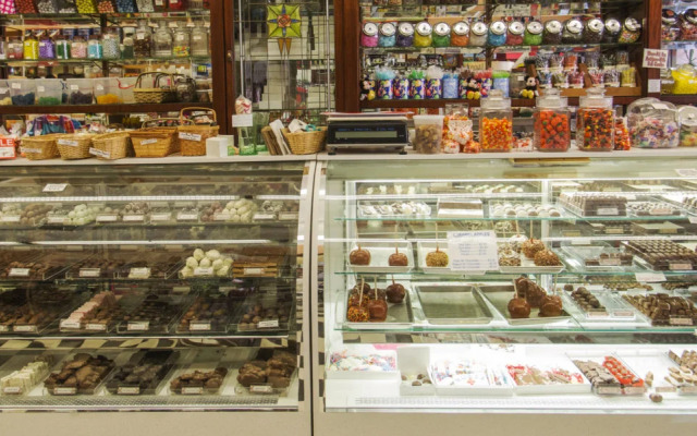 Canton Harvester Inn