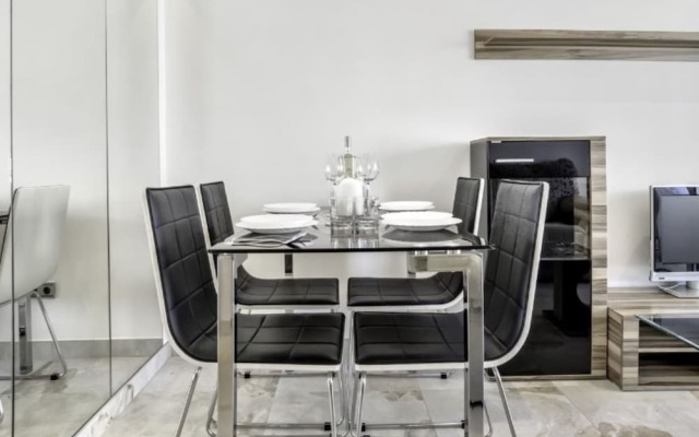 Apartment - 1 Bedroom with Pool, WiFi and Sea views - 106413