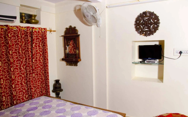 Hem Guest House