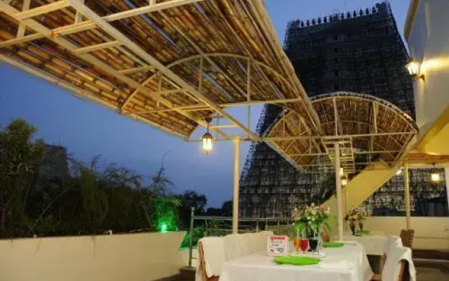 Sri Sarvesha JS Palace