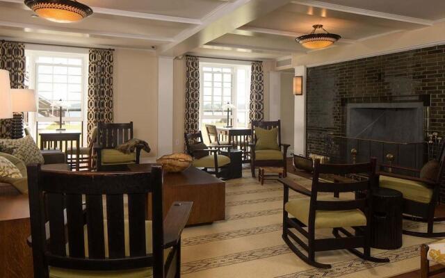 Weekapaug Inn