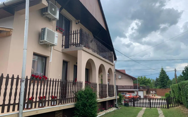 Nagcsaládos Rózsa Apartman