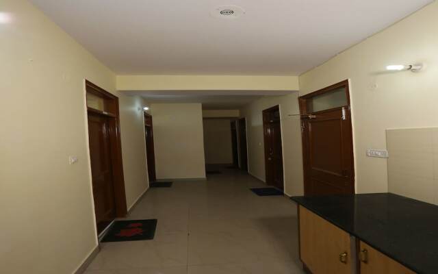 OYO 14212 Tanwar Regency