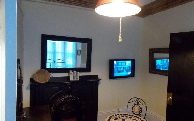 Suites of Euston