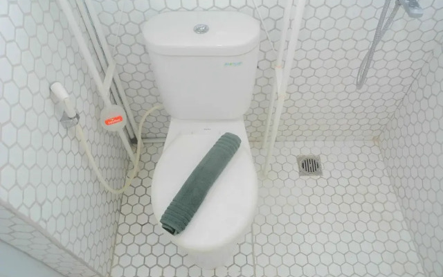 Best Studio Room with Wall Bed Tifolia Apartment