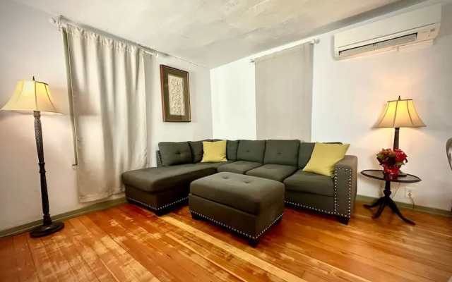 Amazing Historic 1800s Carriage House