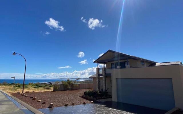 The Lookout Kalbarri AMAZING VIEWS - FREE WIFI & NETFLIX