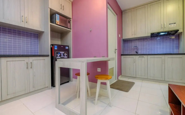 Homey and Modern Studio at Sentul Tower Apartment