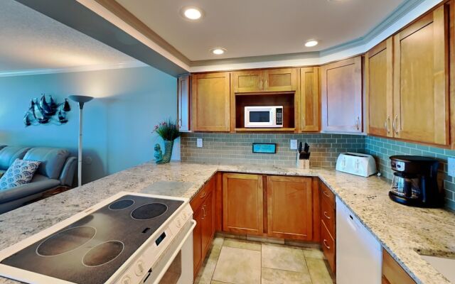 Sabine Yacht & Racquet by Southern Vacation Rentals