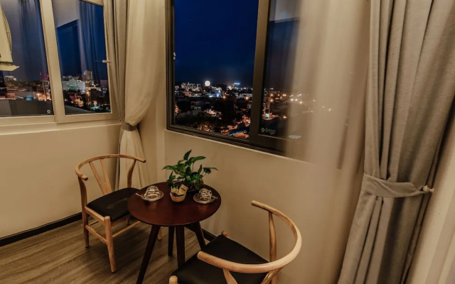 Olivia Apartment
