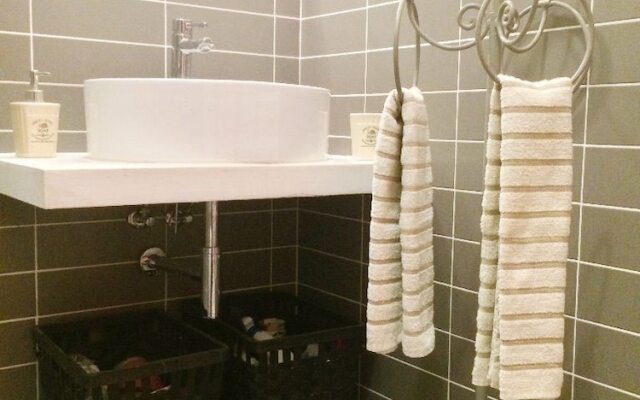 Apartment With Garden