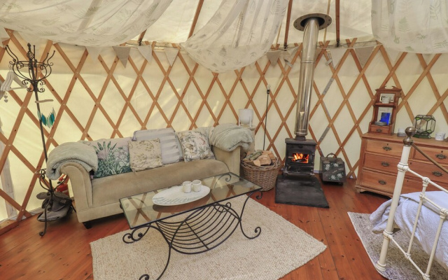 Yewberrie Yurt