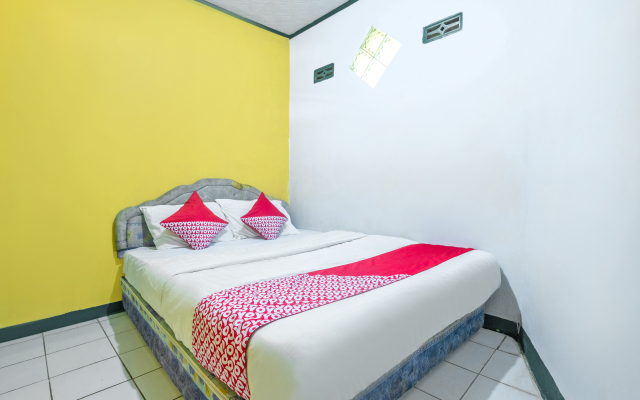 OYO 2141 Pondok Pulo Sari 2