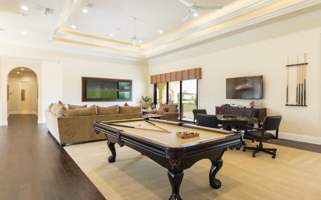 12BR Reunion Pool Home 521 by OVRH