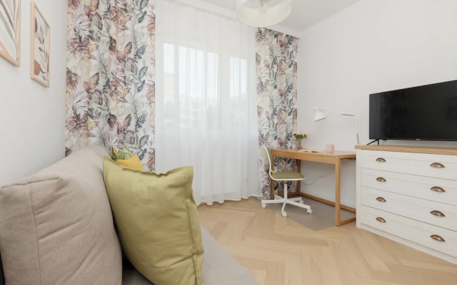 Business Apartment Warsaw by Renters