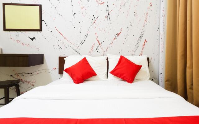 Hotel O Captain Hotel Cafe & Bistro