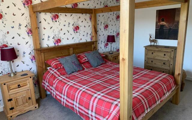 Mordona, 2 Moyness Park Crescent