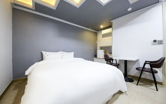 Mokpo Hotel Bobos