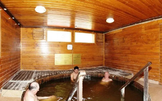 Hotel Alunis