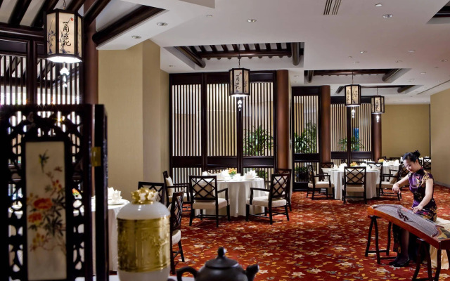 Ningbo Nanyuan Universe Deluxe Hotel