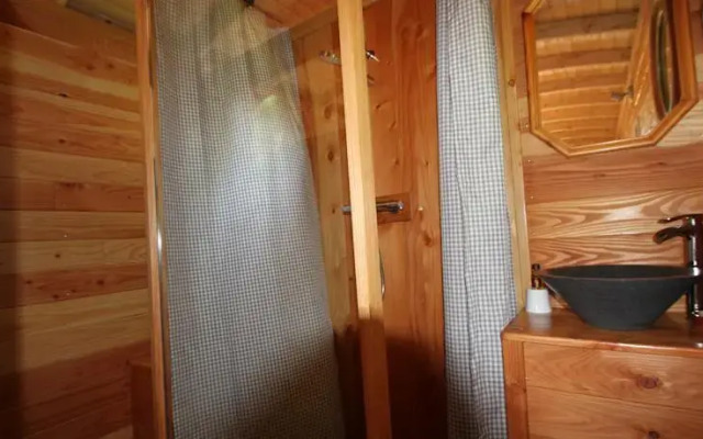 Roulotte-Cabane de la Vallette