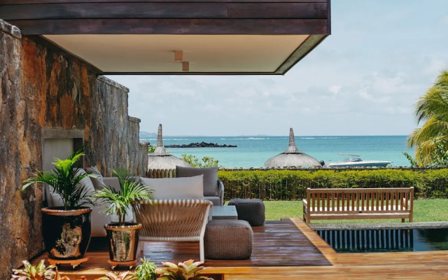 Peninsula Beach Villa with LOV