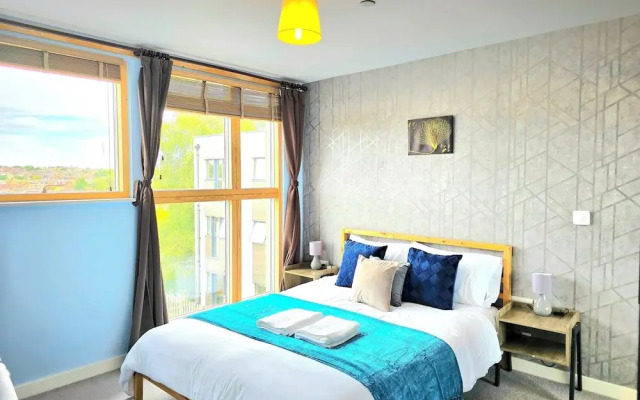 Retreat Private Rooftop 3 Bedroom Apartment