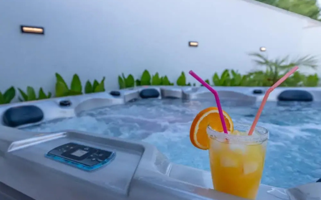 Lorena Stylish Sea View Villa