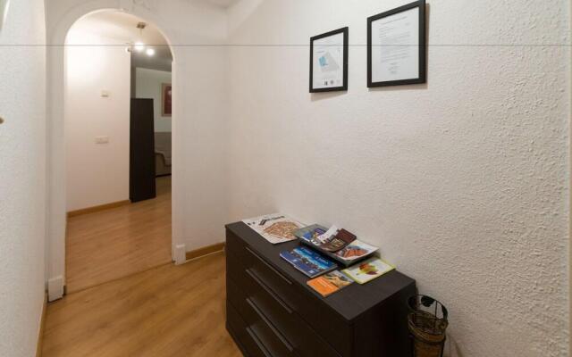 Iribarren I-II by Aptos Turisticos Tudela