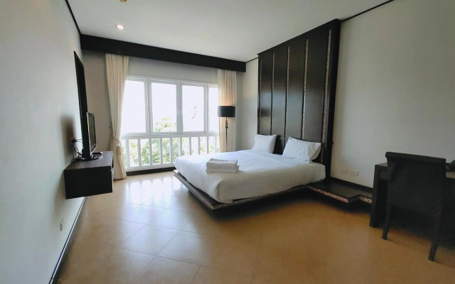 Ratana Apart Hotel at Chalong