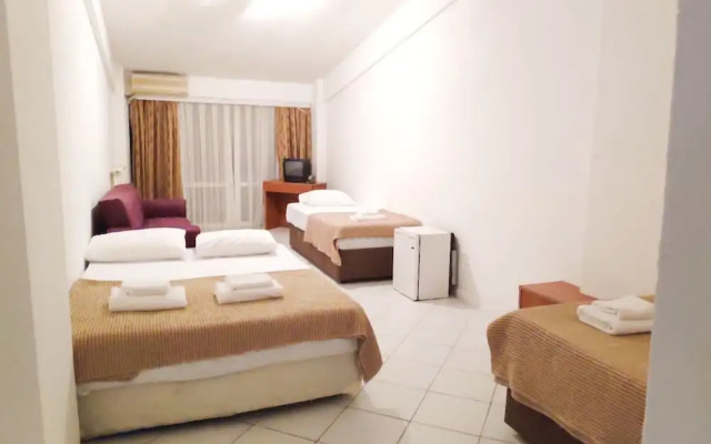 Yalim Hotel