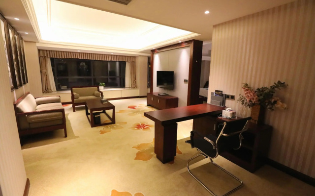Yuhe Hotel