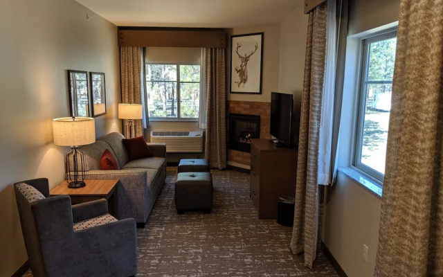 GrandStay Hotel & Suites