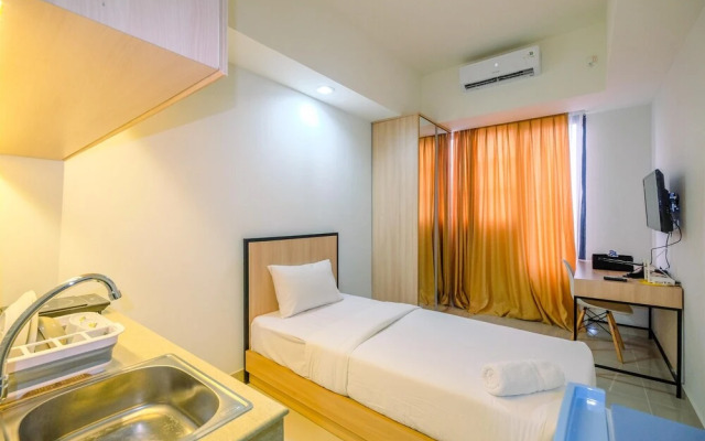 Best Deal Studio at Evenciio Apartment near Campus Area
