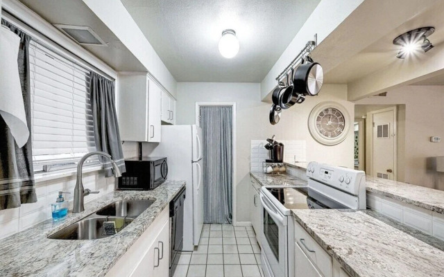 Centrally Located in Historic Tarrytown