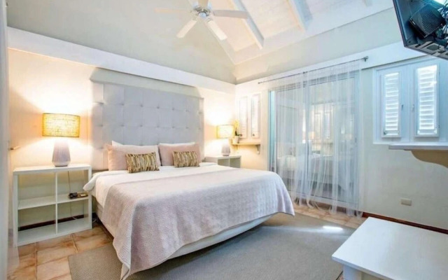 Sunny Vacation Villa 87