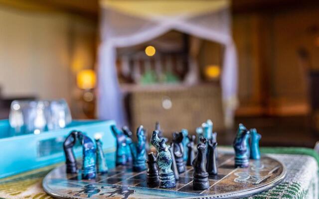 Serengeti Safari Lodge