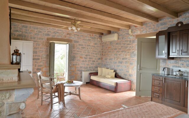 Akrolithi Guesthouse