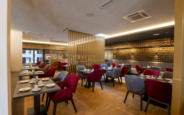 PLAZA INN Wiener Neustadt, BW Signature Collection