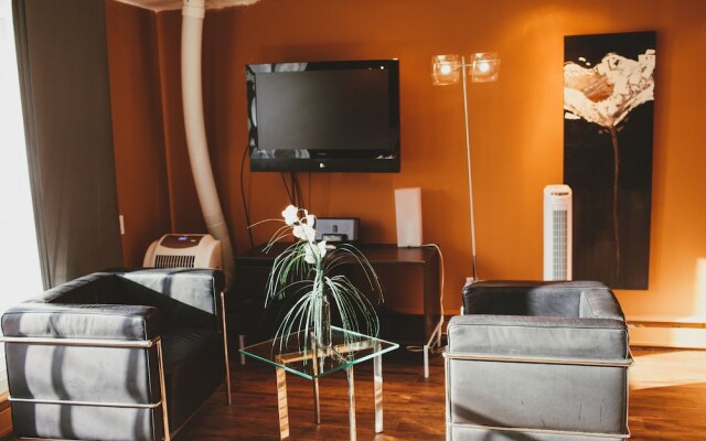 Nuvo Hotel Suites