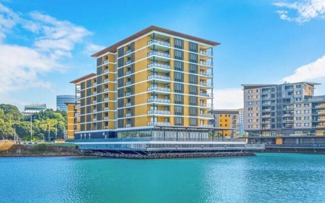 2 Bedroom Waterfront Apartment - 6206