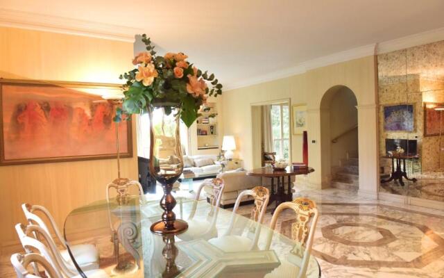 La Via Romana Boutique Guest House