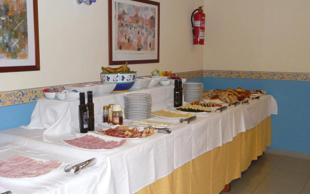 Hotel Atalaya II