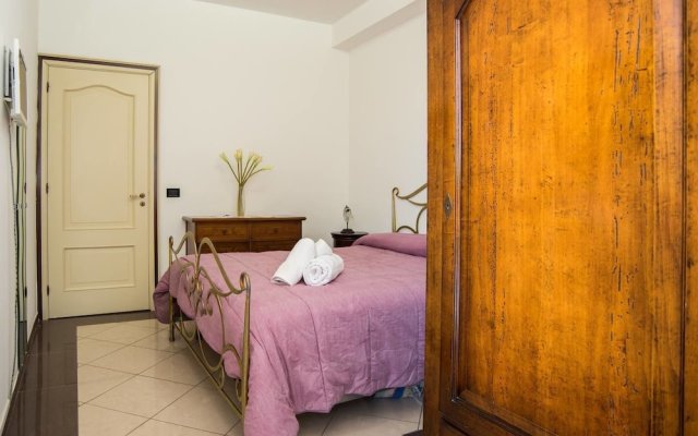 Deluxe Apartment in Villa Pantarei