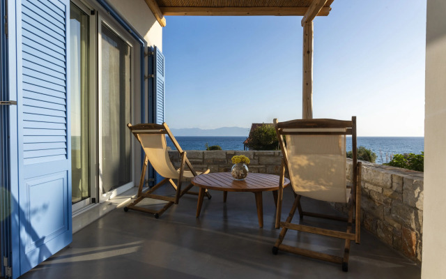 Alsea Seafront Apartments