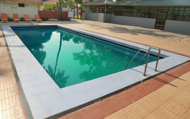 OYO 9992 Panoramic Sea Resort